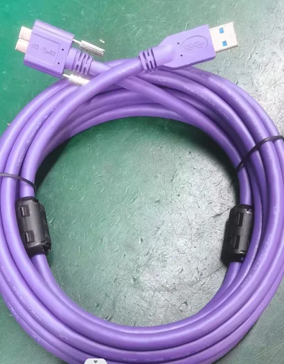 USB 3 Bit Maxx Cable with Type A Friction Fit connector to ROBOTIC / DRAG CHAIN cable to Micro B Straight