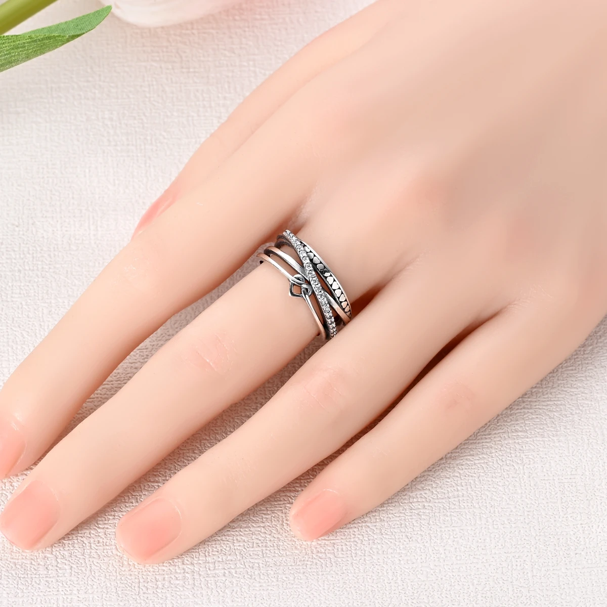 Серебряное кольцо 925 пробы для женщин, оригинальное кольцо с переплетенными сердцами, аксессуары для вечеринок, ювелирные украшения для девушек (art.: 3920d396806bf) - 3920d396806bf