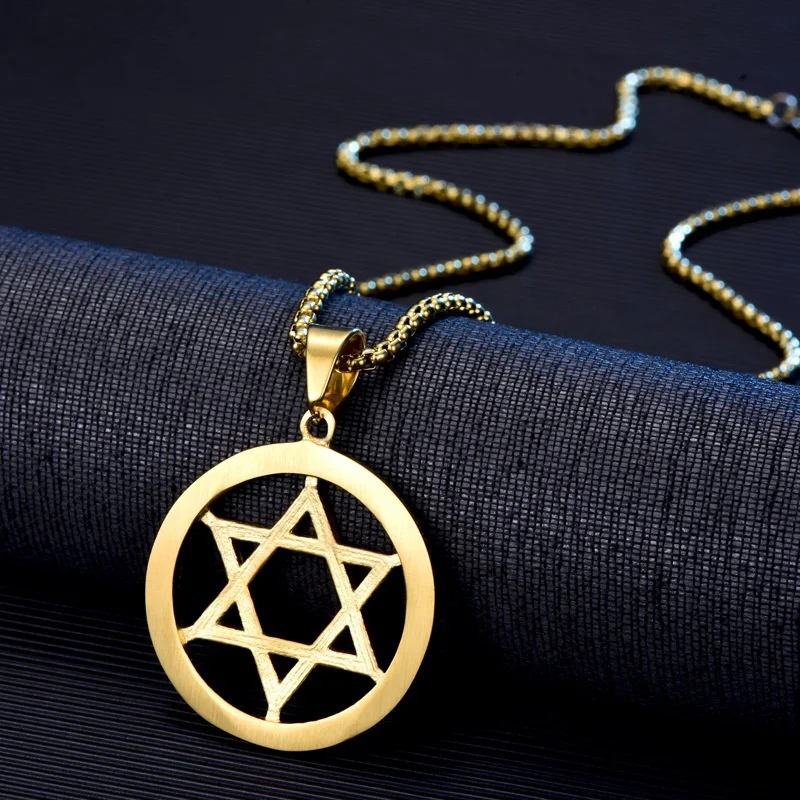 

Jewish Hexagonal Star Round Hollow Pendant Necklace for Women and Man Crystal Hip Hop Star David Religious Jewelry Pendant Chain