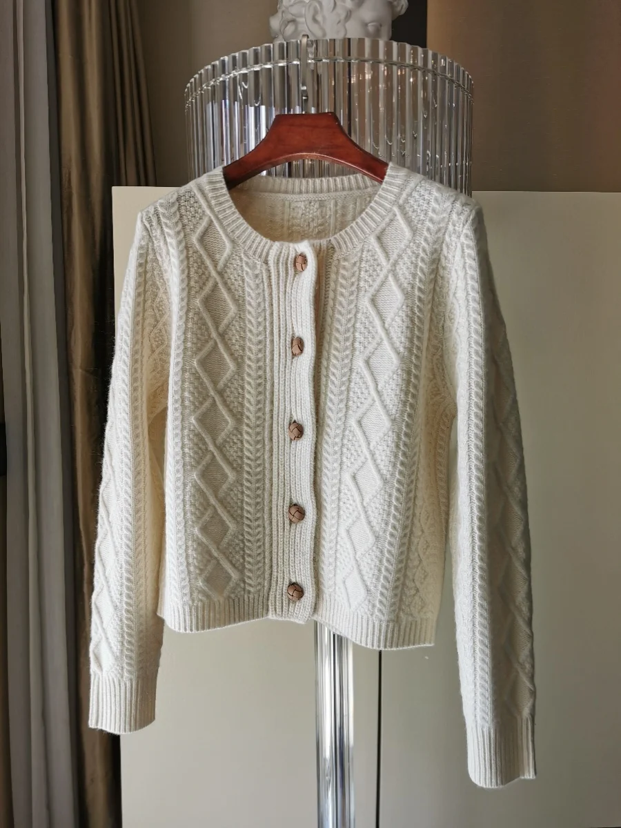 Нежный и движущийся ~ Короткий свободный вязаный кардиган из высококачественной