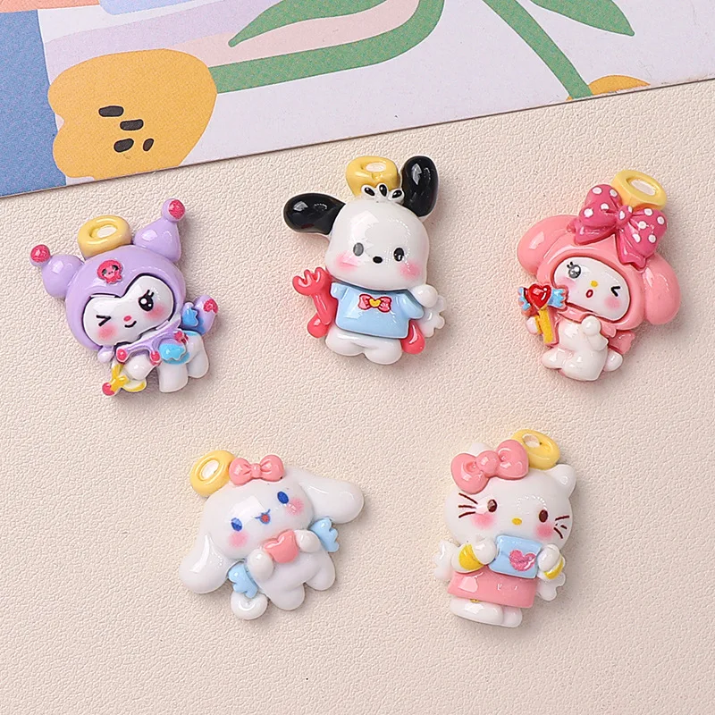 Фото 100 шт. Kawaii Flatback смола мультфильм Sanrio Kuromi серии DIY для скрапбукинга чехол для телефона головные уборы серьги ремесленный декор аксессуары №1