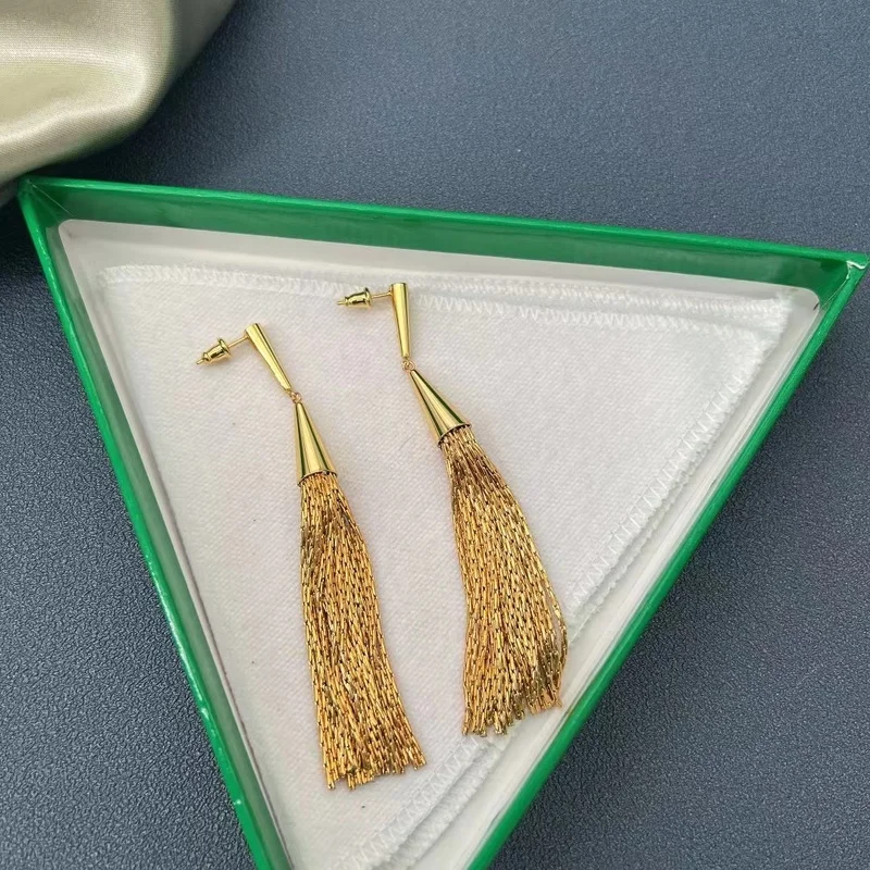 

Женские серьги-гвоздики из латуни, с геометрической кисточкой