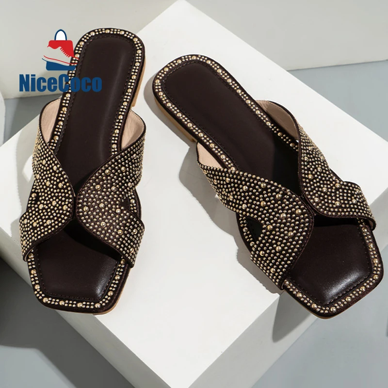 

Hollow Design Rhinestones Decoration Women's Flat Sandals Square Head Feet Flip-flops Beach Slippers 2023 Summer Free shipping