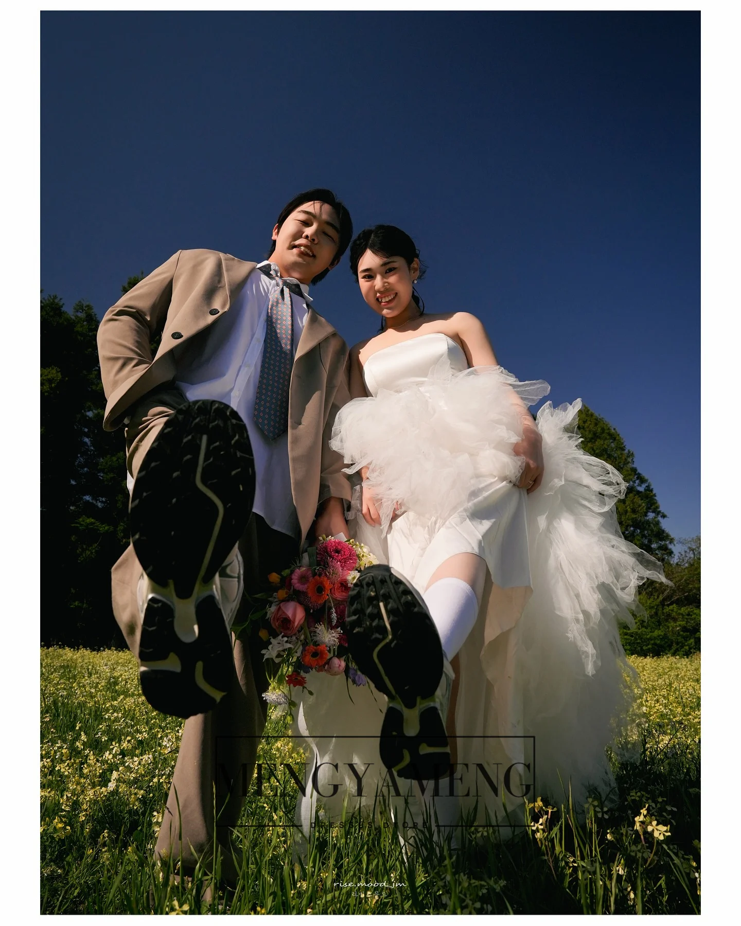 Фото ZHUISHU 2-х предметные корейские свадебные платья для фотосессии на открытом воздухе, индивидуальное трапециевидное платье без бретелек, элегантное пышное многоярусное свадебное платье №5