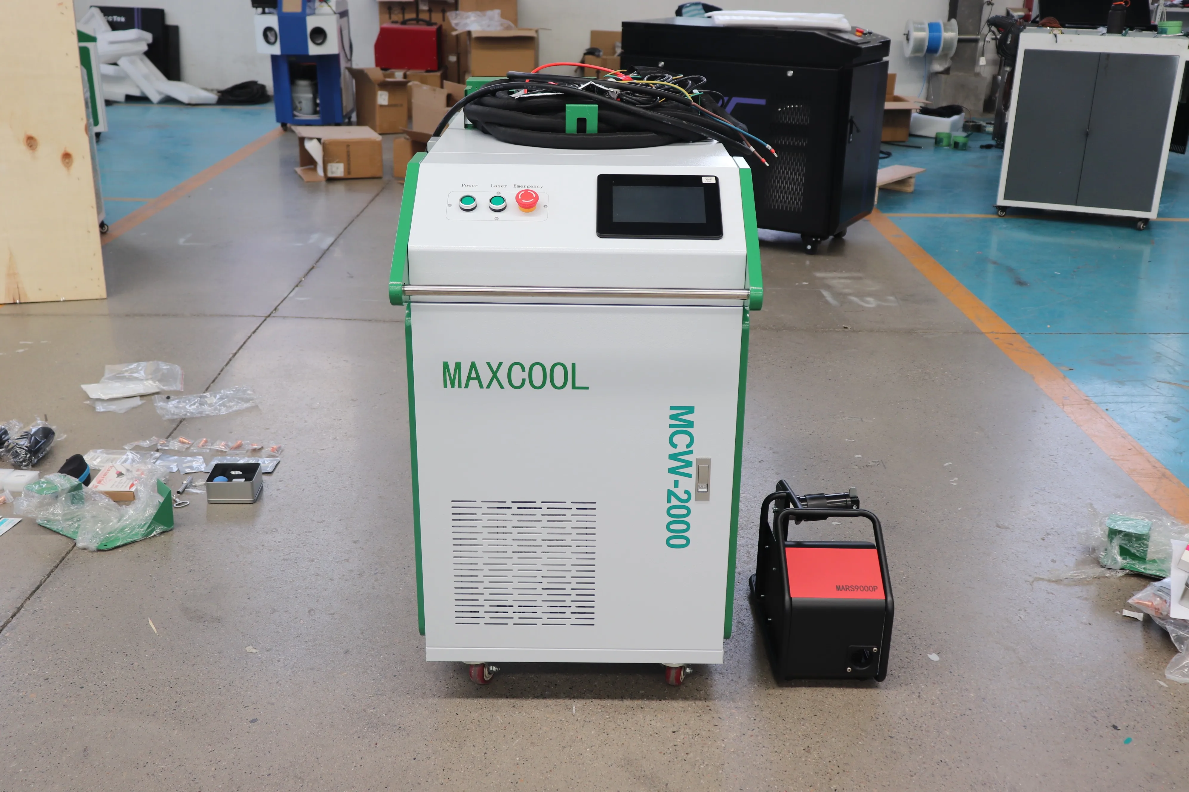 Волоконный лазер Jinan Maxcool 3 в 1 ручной 2000 Вт 1500 3000 лазерная сварка очистка и резка