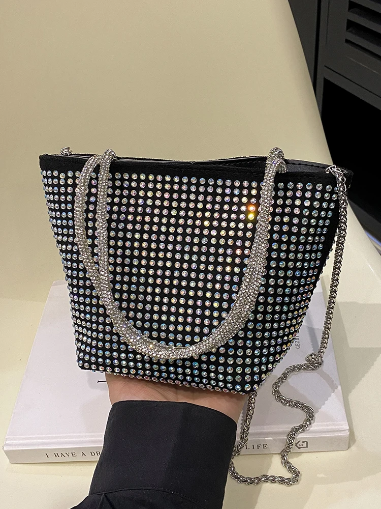 

Diamonds Evening Clutch Bags Women Luxury Designer Chain Crystal Handle Shiny Handbags Bucket Purse Bridal Wedding Party Tote
