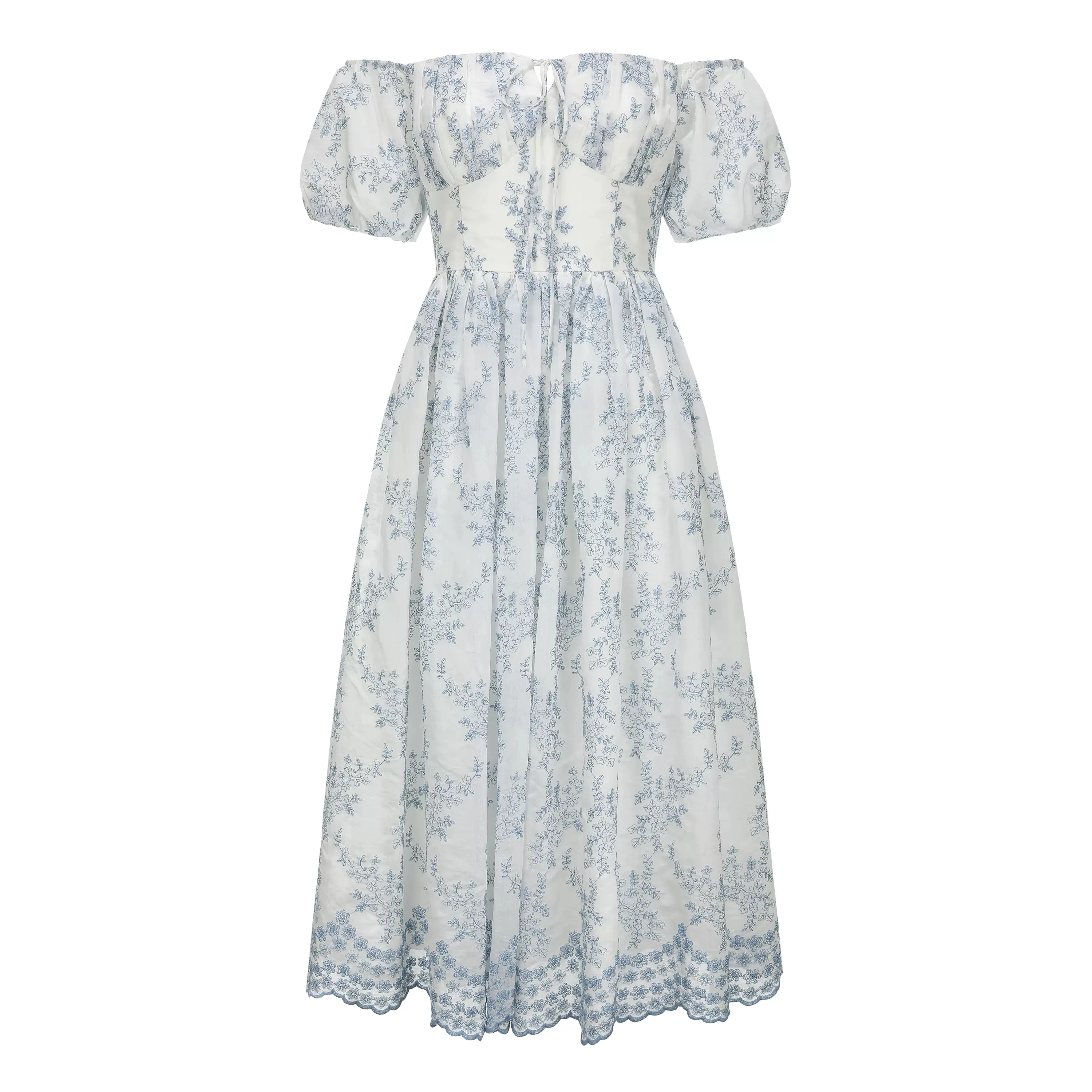 Женское облегающее платье во французском стиле изысканное с полной вышивкой и