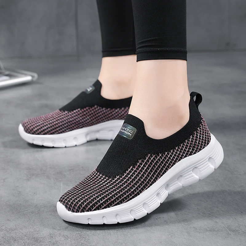 Breathable Women Walking Shoes Lightweight Female Sports Shoes Outdoor Soft Women's Sneakers Summer Casual Flats Tennis Shoes