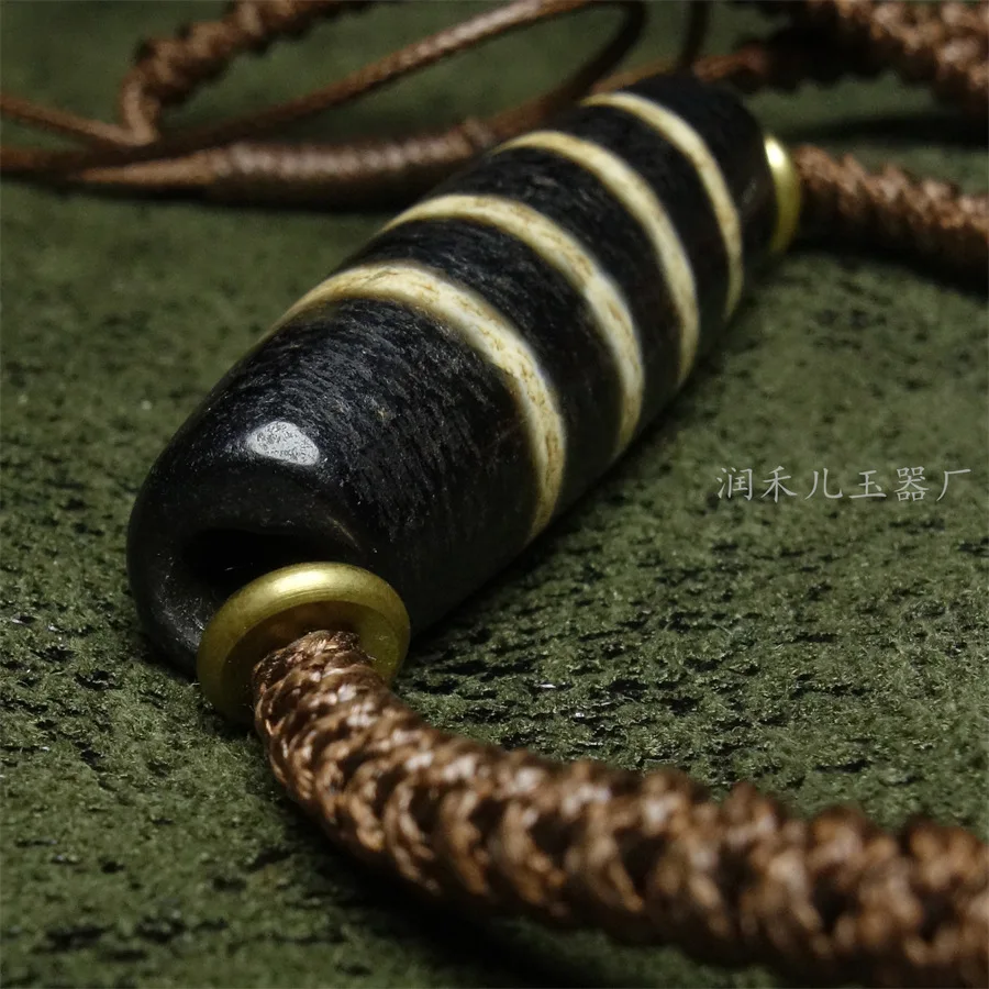 

Tibetan style high oil moistening four thread heavenly bead elaborately handcrafted collarbone chain agate pendant