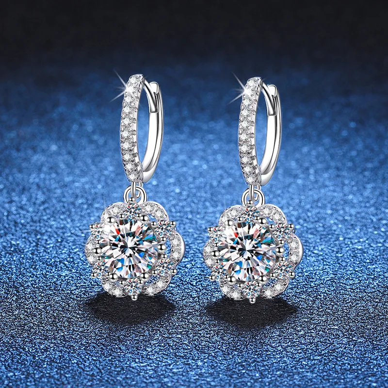 

2ct Moissanite Flower Hoop Earrings Women 925 Sterling Silver D VVS1 Lab Diamond Huggie Earrings Platinum Plated with Gra Gift