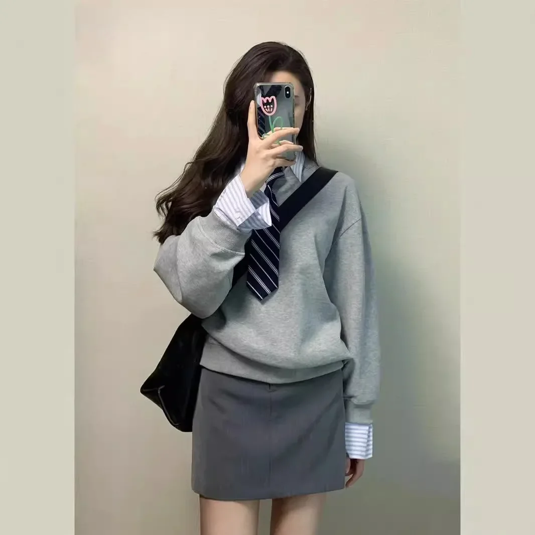 Женская одежда в консервативном стиле осенне-зимний костюм из двух предметов