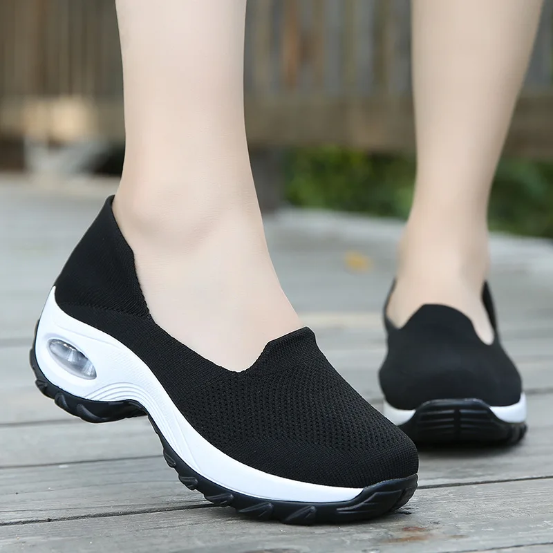 

Large Size 35-42 Fly Woven Shoes Spring Summer New Middle-aged Elderly Mesh Cloth Mother's Shoes Dance Air Cushion Sports Shoes