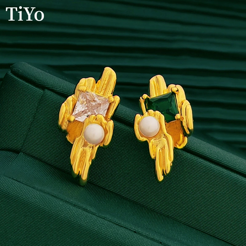 

Modern Jewelry 925 Silver Needle Zircon Earrings 2023 Trend New High Quality Copper Geometric Stud Earrings For Women Girl Gift