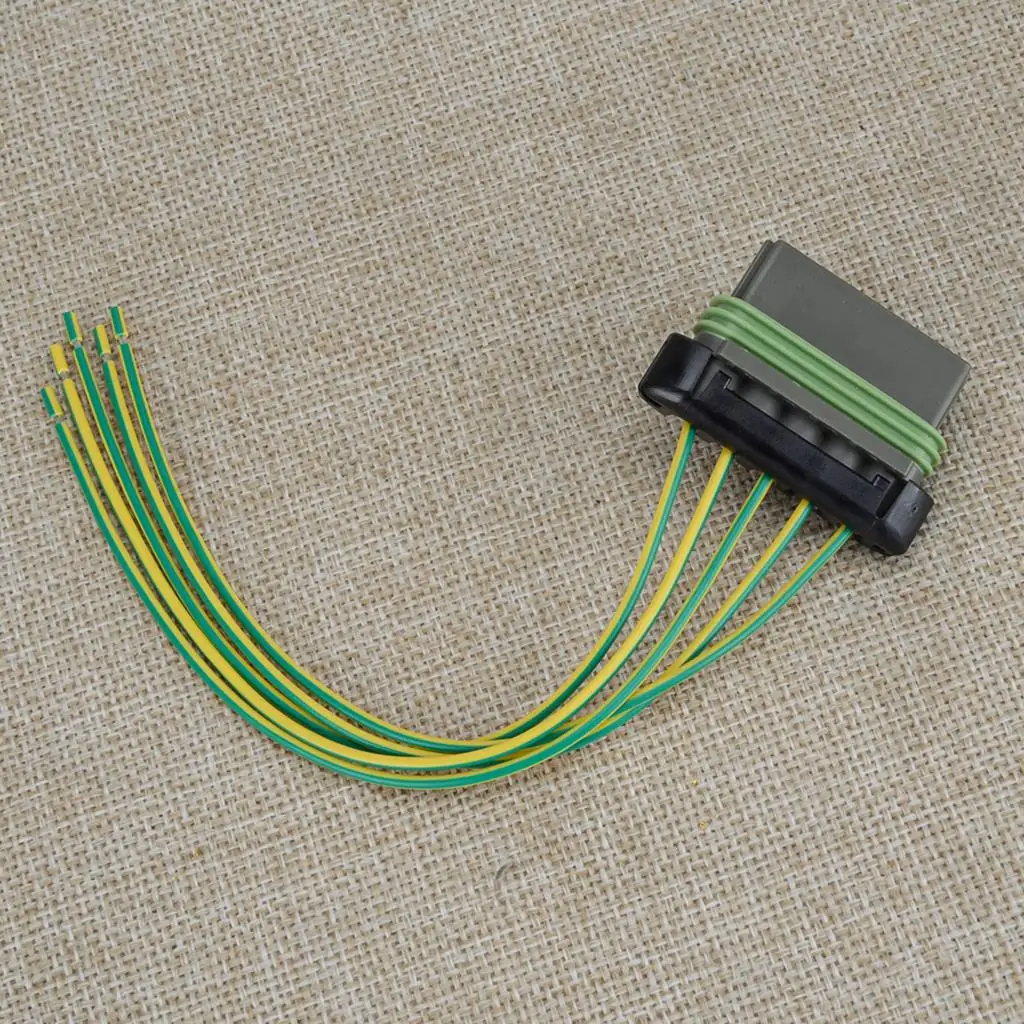 

Tail Light Circuit Board Connector Pigtail Fit for Chevrolet Blazer GMC C1500 C2500 C3500 Truck 15305873 88860492 1P1307 645593