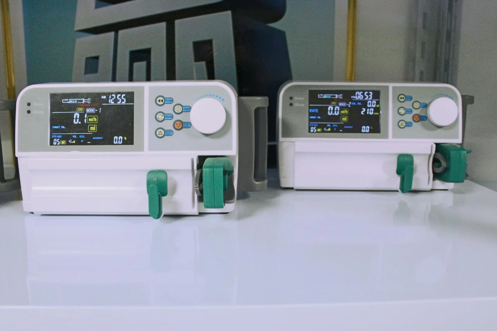 здравоохранение ветеринарный инструмент инжекторный шприцевой насос