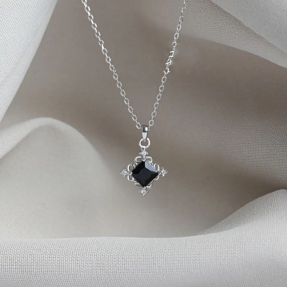 

Silver Color Black Square Necklace Women's Fashion Temperament Birthday Student Friendship Gift Jewelry Necklace for Women