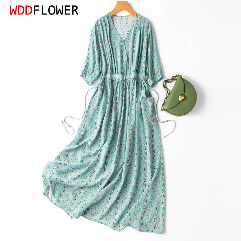 

Women 100% Mulberry Silk 16 Momme Crepe Silk Loose Type V neck Lantern sleeve belted waist Green Flower Printed Midi Dress MM490