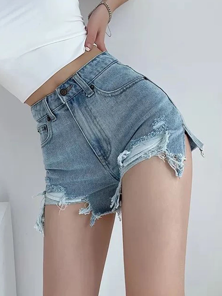 New Streetwear Women Hole Split Loose Blue Denim Shorts Summer Female High Waist Button Retro Jeans Shorts Bottoms