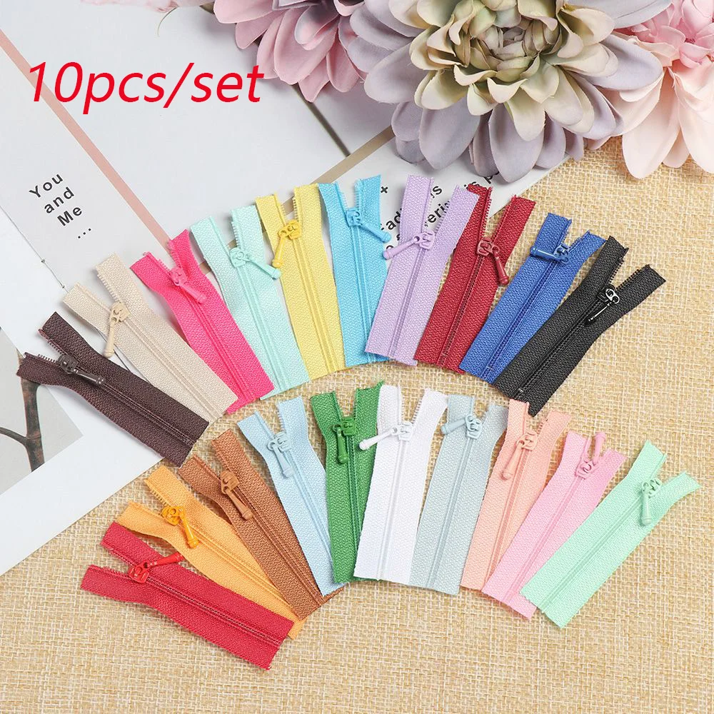 

10Pcs/Set 5*1.7cm Mini Zipper Garment Applique Doll Clothing Zippers Handmade Sewing Scrapbooking DIY Clothes Accessories
