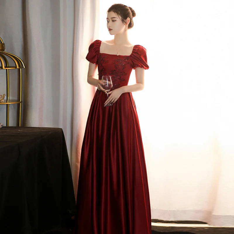 Женское вечернее платье It's Yiiya бордовое атласное большого размера с квадратным