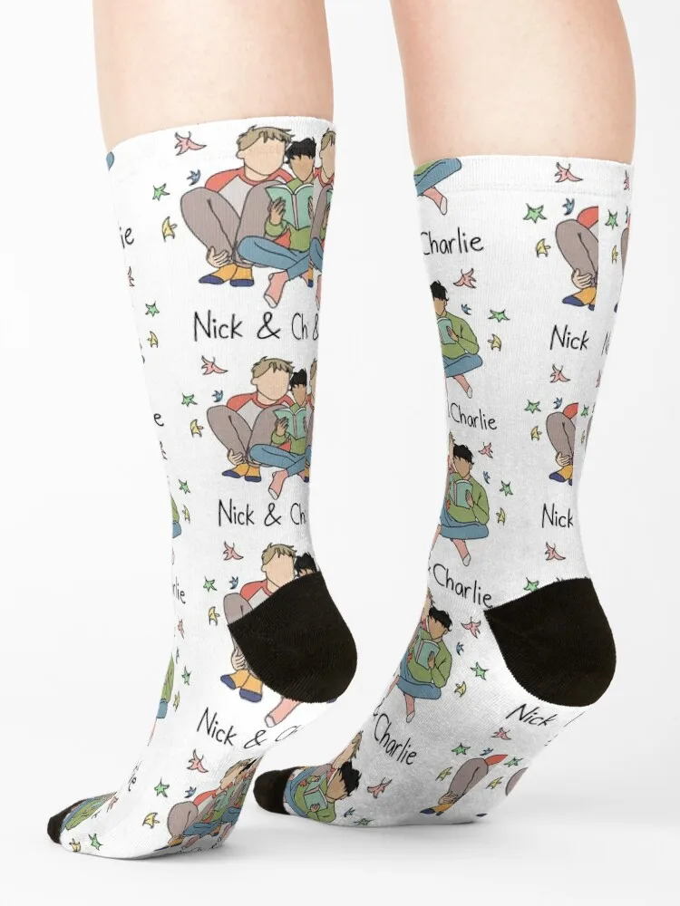 Heartstopper Ник Нельсон и Чарли Весна читает книгу Носки Новинки спортивные чулки для