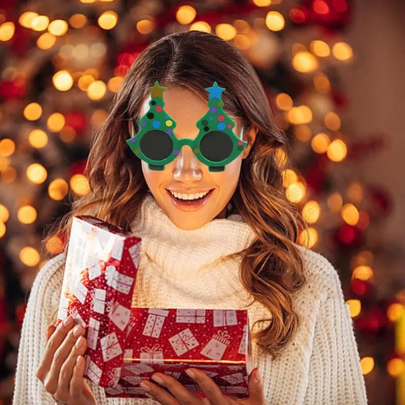 Зеленые солнцезащитные очки в виде рождественской елки праздничные