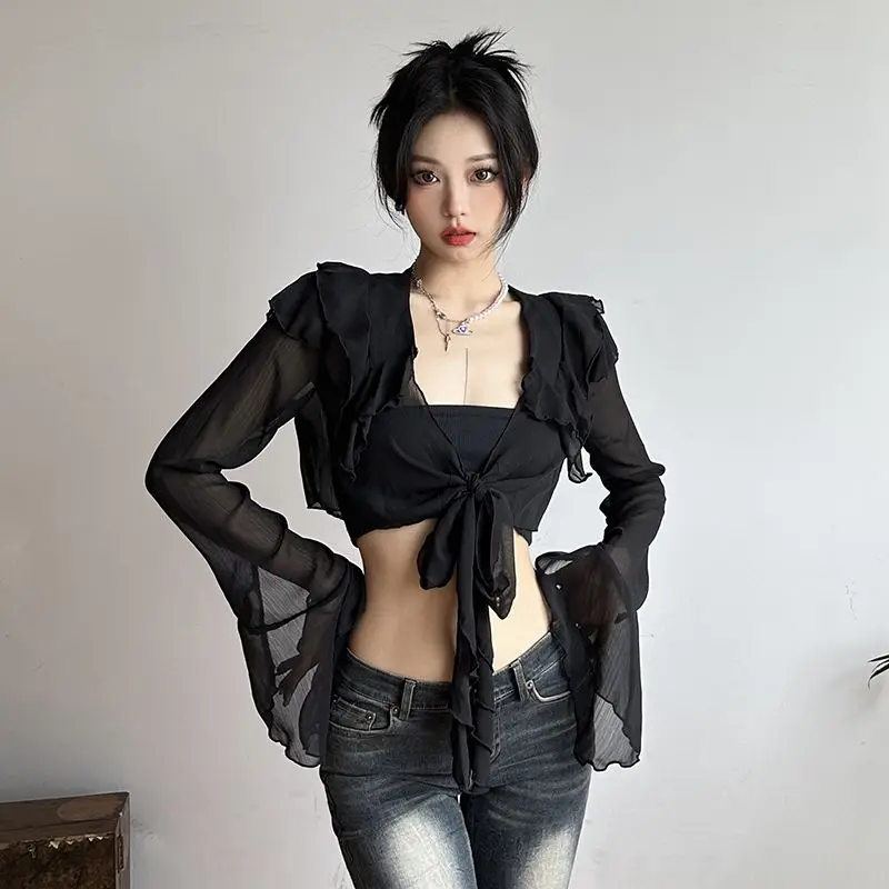 Женская шифоновая блузка с оборками