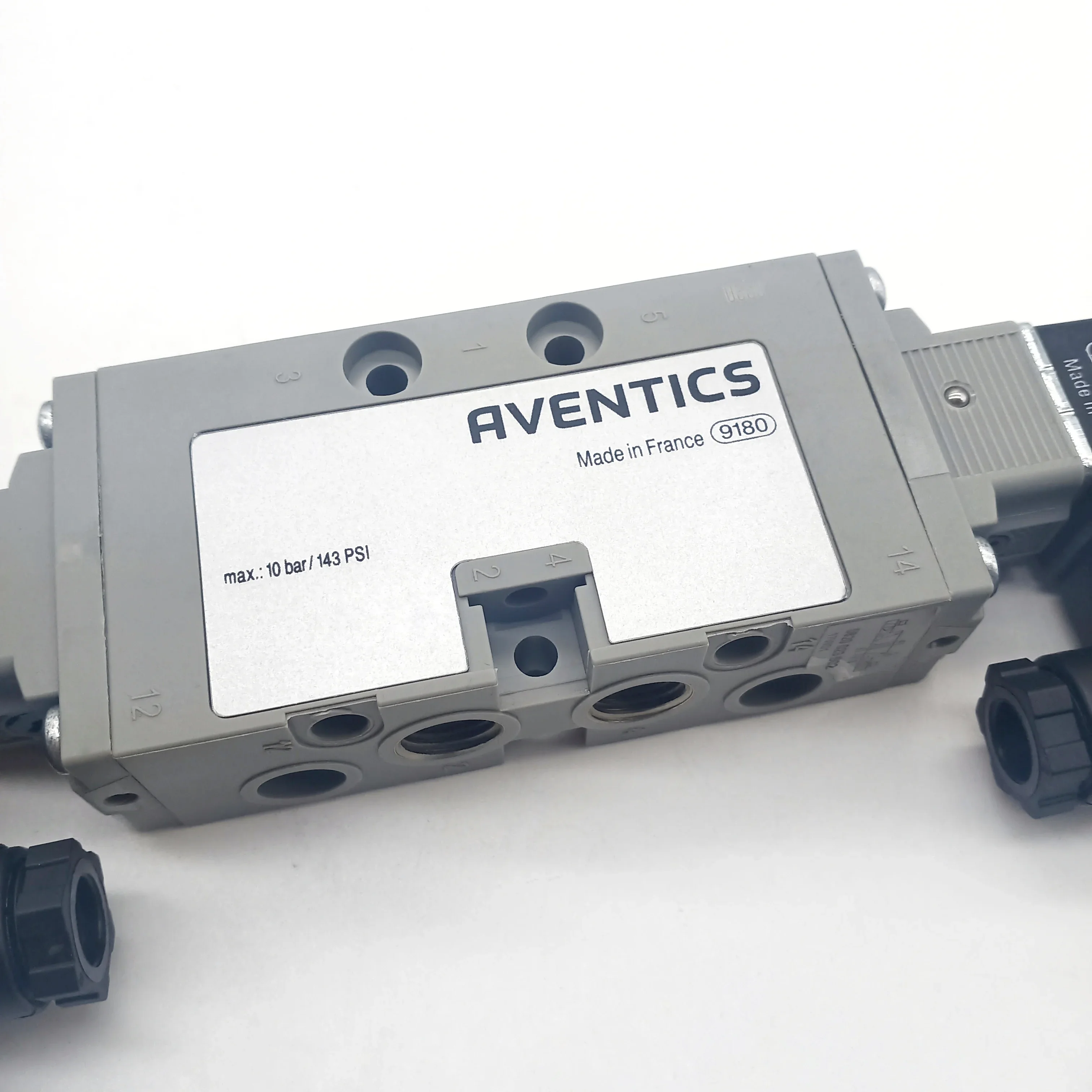 Двойной электромагнитный клапан Aventics с электрическим управлением 0820023502