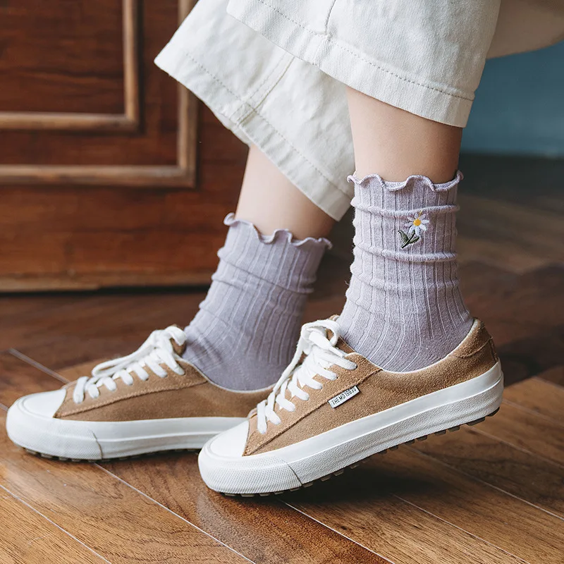 

Spring Cotton Sweet Lace Socks Women's Socks Fashion Versatile Ear Edge Flower Socks Embroidery Japanese Kawaii Stacked Socks