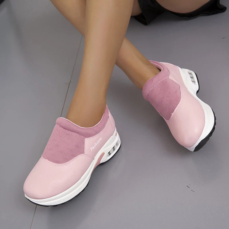 

Женские кроссовки на танкетке размера плюс, Повседневные Дышащие Туфли-качалки на толстой подошве для девочек, Нескользящие удобные вулкан...