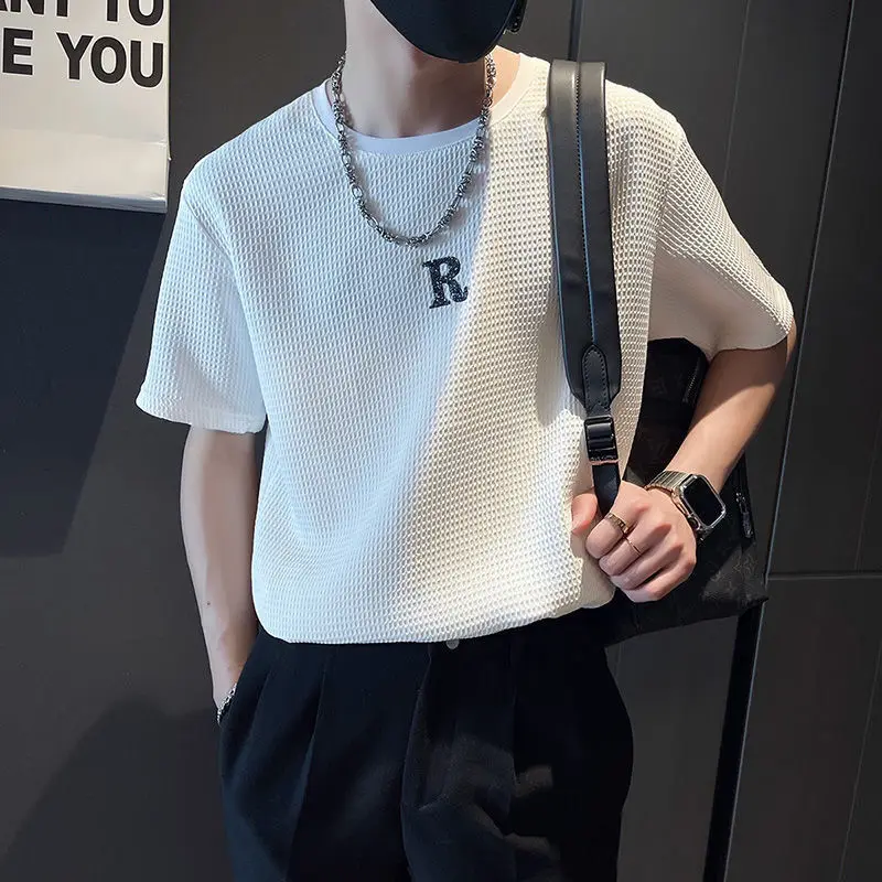 

Short-sleeved men's fashion trend embroidery T-shirt summer new Korean T-shirt men's summer clothes