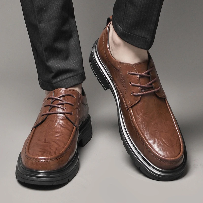 2024 New Men's Fashionable and Comfortable Lace Up Casual Leather Shoes Classic Style Business Banquet Oxford