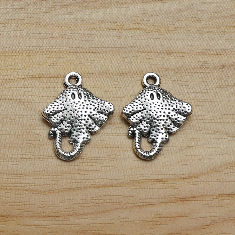 

20 Pieces Tibetan Silver Lucky Elephant Head Small Charms Pendants For DIY Necklace Earrings Making Findings Accessories 15x20mm
