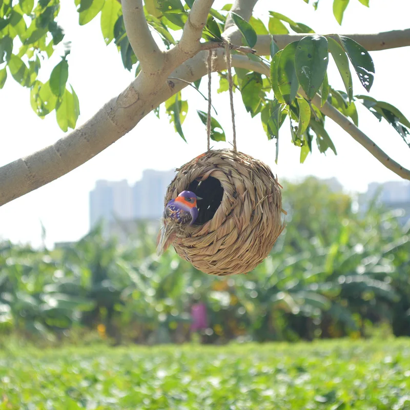 

There is no place like home bird house straw garden outdoor decorative bird's nest in the winter to keep warm the bird's nest