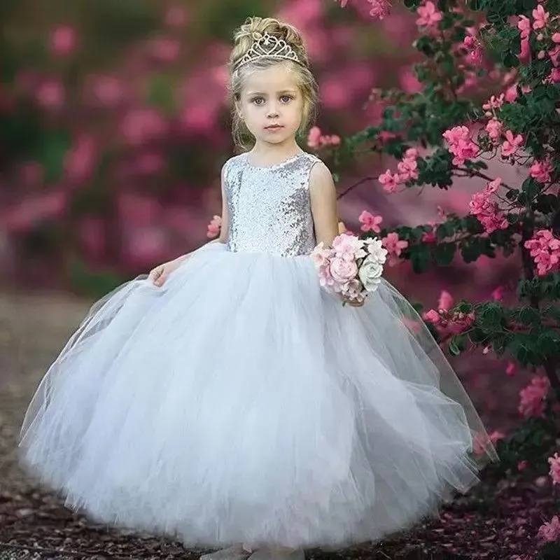 

Cute Flower Girls Dresses Silver Sequins Ball Gown Puffy Tulle Keyhole Back Sashes Kids Princess Party Wedding Bridesmaid Custom
