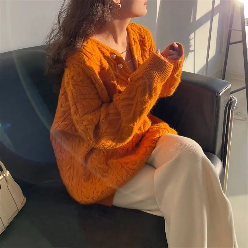 

Winter Casual Women's Twist Pullover Knitted Sweater Solid V-Neck Long Sleeve Jumper Vintage Embroidered Top Autumn 2023 J128