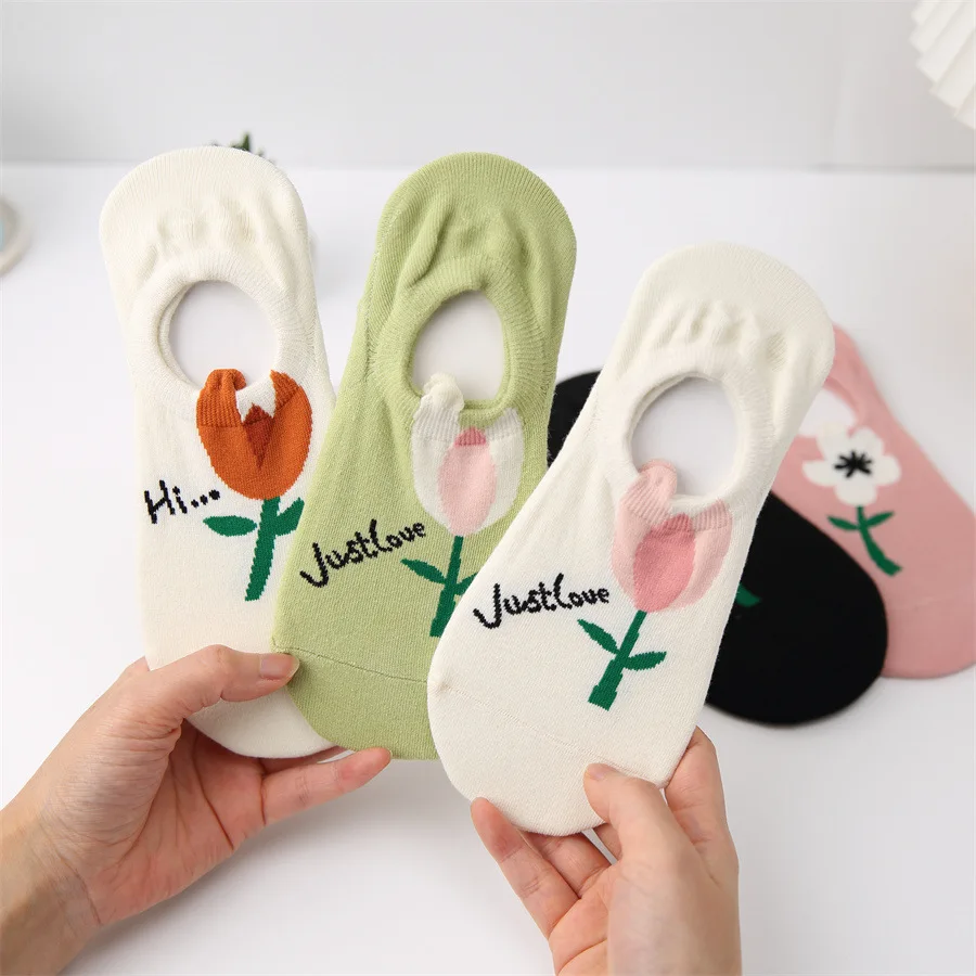 

5Pairs Cute Tulip Flowers Pattern Women Invisible Boat Socks Summer Non-slip Ankle Low Female Cotton Show Breathable Boat Socks