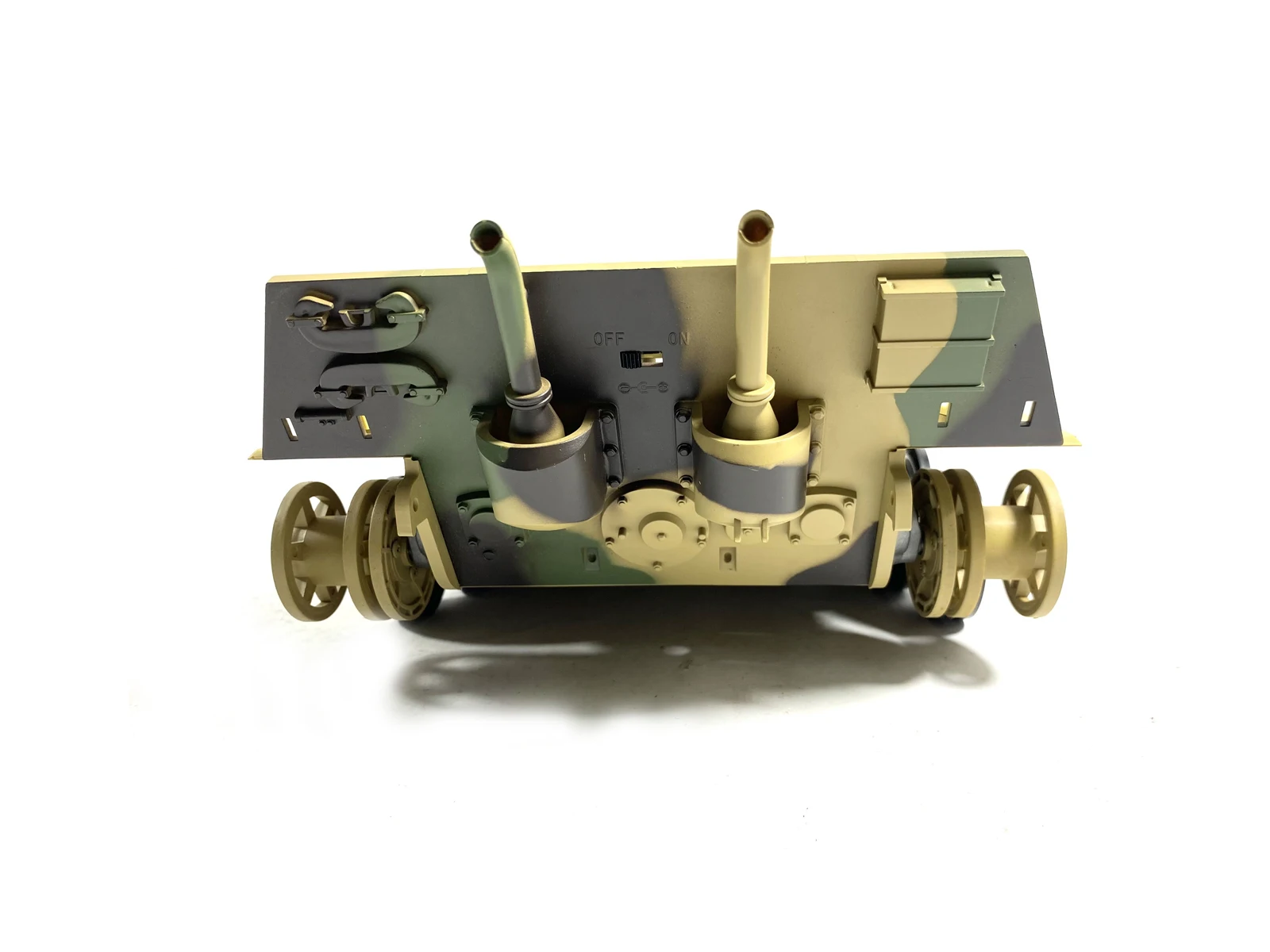 Фото Heng Long 1/16 King Tiger Tank Нижнее шасси корпуса с задней панелью, натяжные колеса, дорожные колеса №3