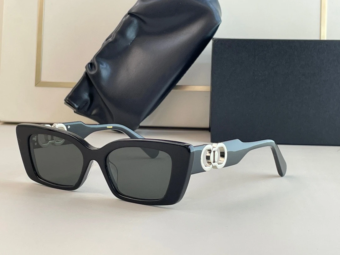 Sunglasses For Women Men Summer LAPECHE Style Anti-Ultraviolet Retro Plate Full Frame Fashion Glasses Random Box
