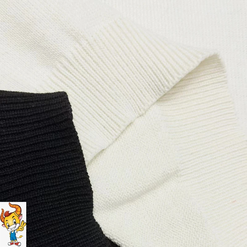 Рисунок 5 - Мужской женский Свитер оверсайз MM6 Margiela