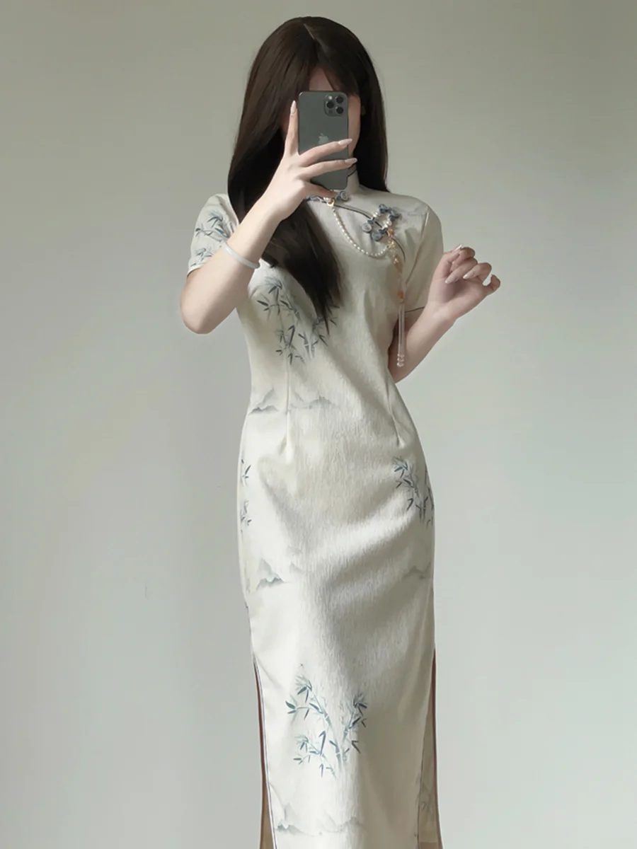 Qipao Women Short Sleeve Traditional Dress Vintage Elegant Cheongsa Embroidery Robe Chinoise Femme for Summer HKZX