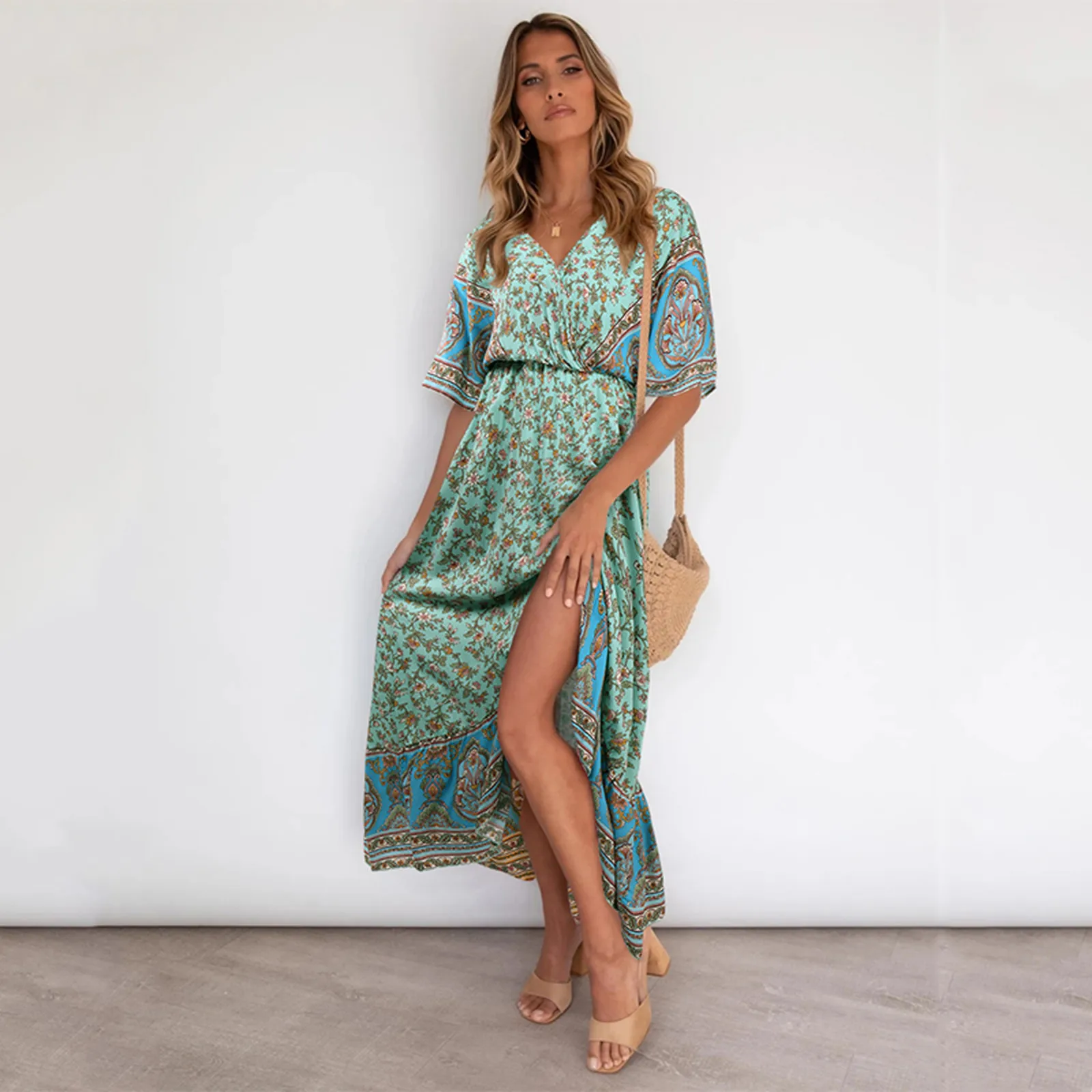 

Женское платье с цветочным принтом и рукавом, длинное коктейльное сексуальное короткое пляжное женское платье с V-образным вырезом