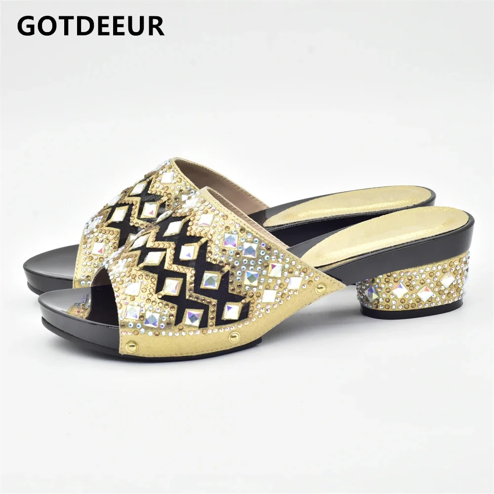 

Новинка, модные женские туфли-лодочки в африканском стиле, украшенные искусственными элементами, Элегантная итальянская дизайнерская обувь, роскошные женские туфли на широком каблуке