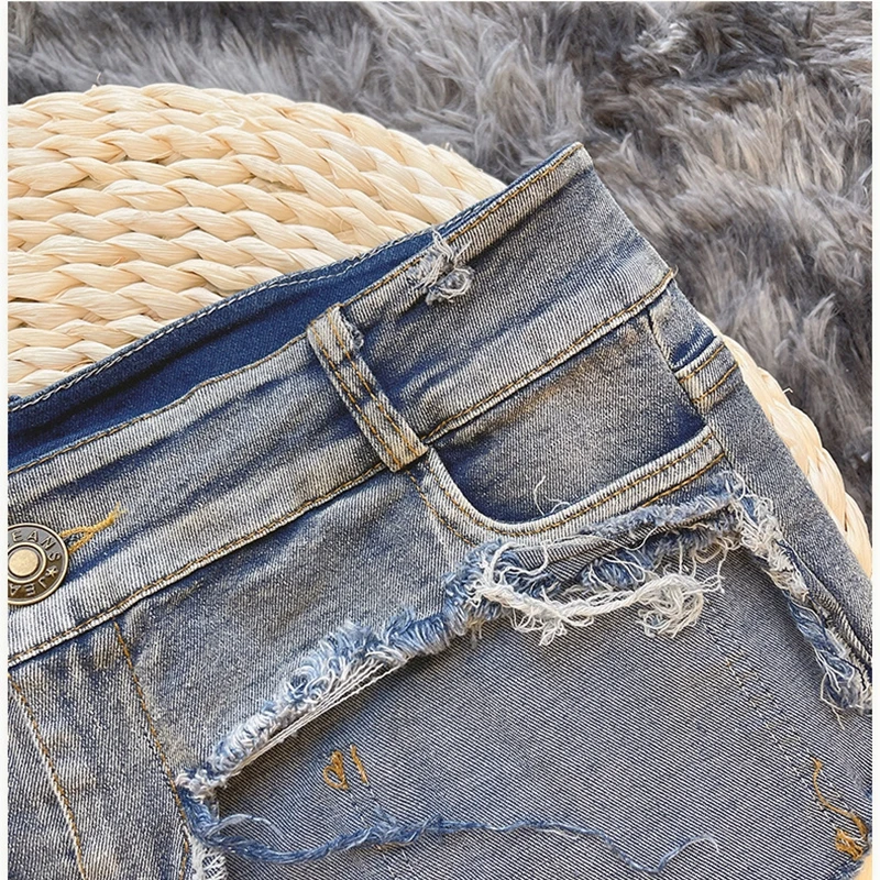 Women Sexy Low Waist Ripped Denim Shorts Super Short Panty Nightclub Girl Performance Hot Pants Jeans Sexy Lingerie Underwear