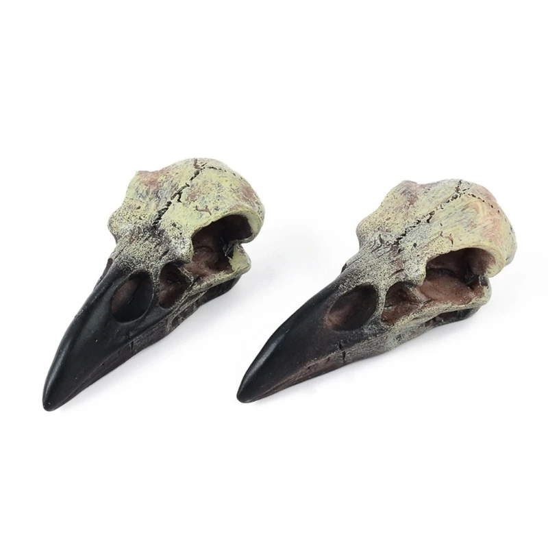 

RavenSkull Necklace for Women Men 3D Bone Replicas Novelty Jewelry Party Props