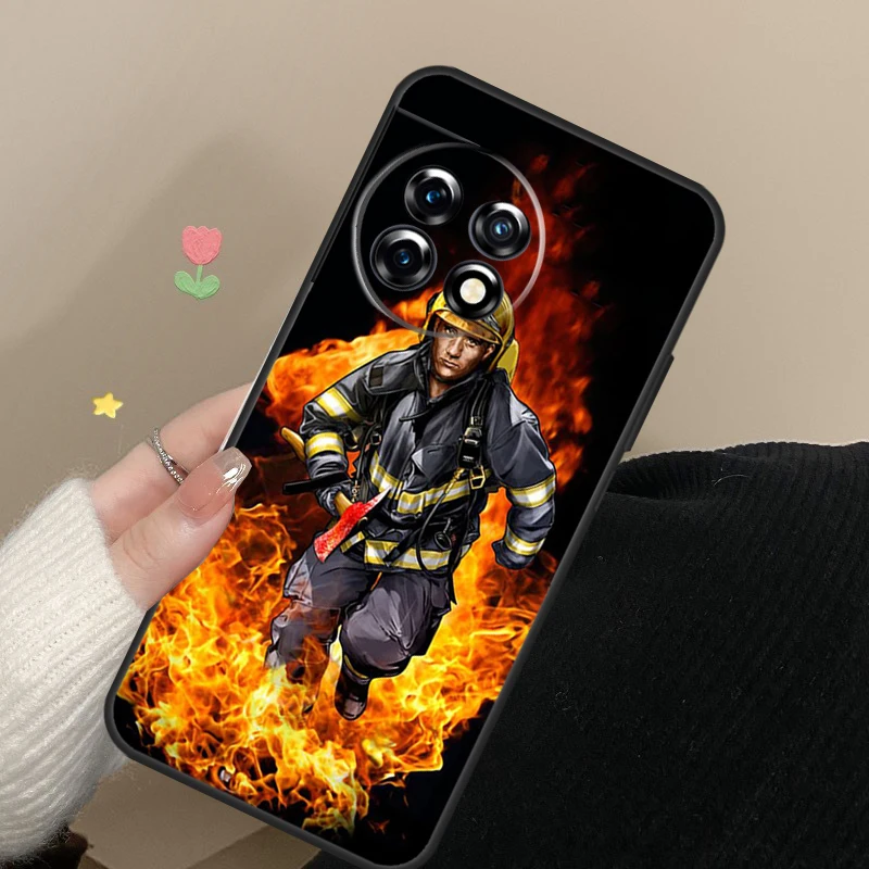 Фото Чехол Firefighter Heroes Fireman для OnePlus Nord 4 CE 3 2 Lite N30 N20 9 10 Pro 8T 9RT 10T 11 OnePlus 13 12 R Cover №4