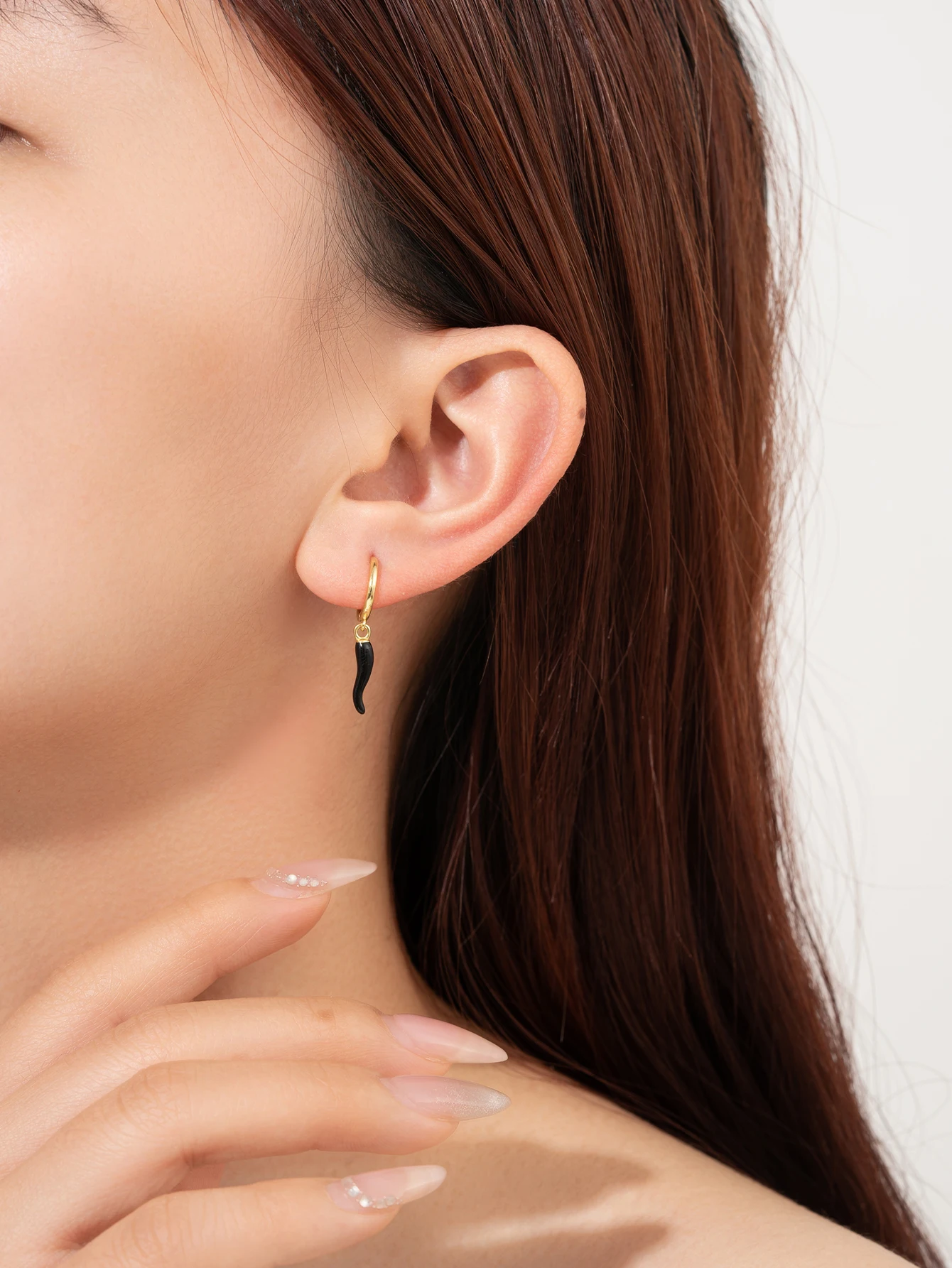 DPLAOPA новинка 925 года серьги-подвески из Стерлингового золота с черной молнией