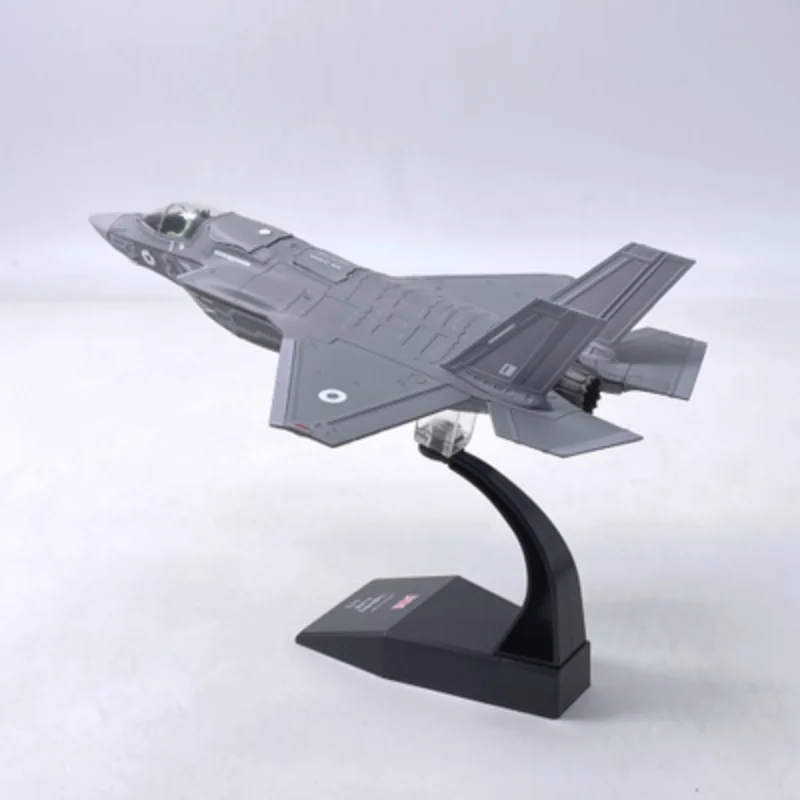 

NX 1/72 британские модели солдатиков ВВС F35B, модель стандартной военной модели