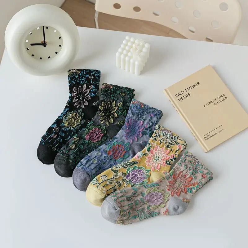 

5Pairs/set Women Art Mid Tube Socks European and American Vintage Winter Personalized Cotton Socks Court Style National Mid Calf