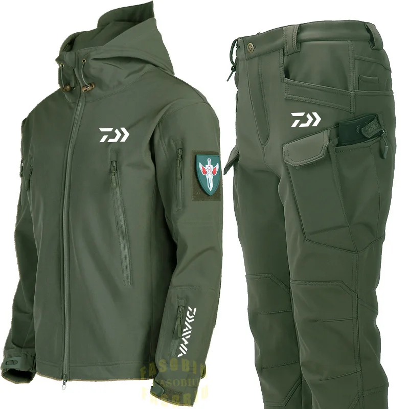 

2023 Outdoor Sport Military Shark Skin Soft Shell Men Tactical Windproof Waterproof Fishing Jackets Hooded Men's Fishing Suit